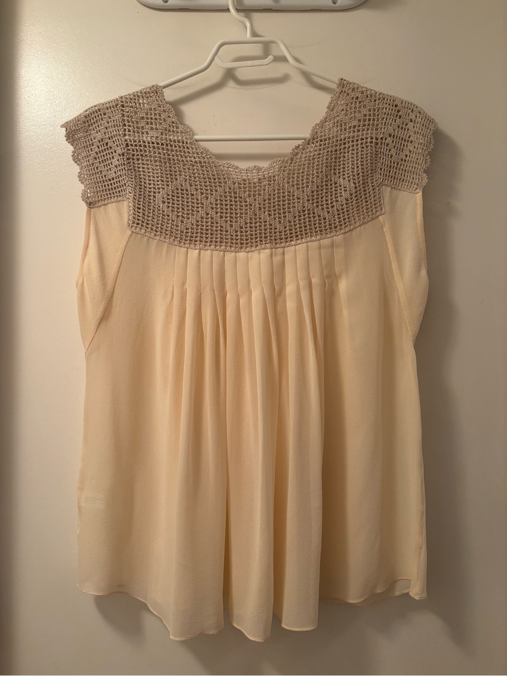 Club Monaco Cream Chiffon Camisole with Crochet Yoke M